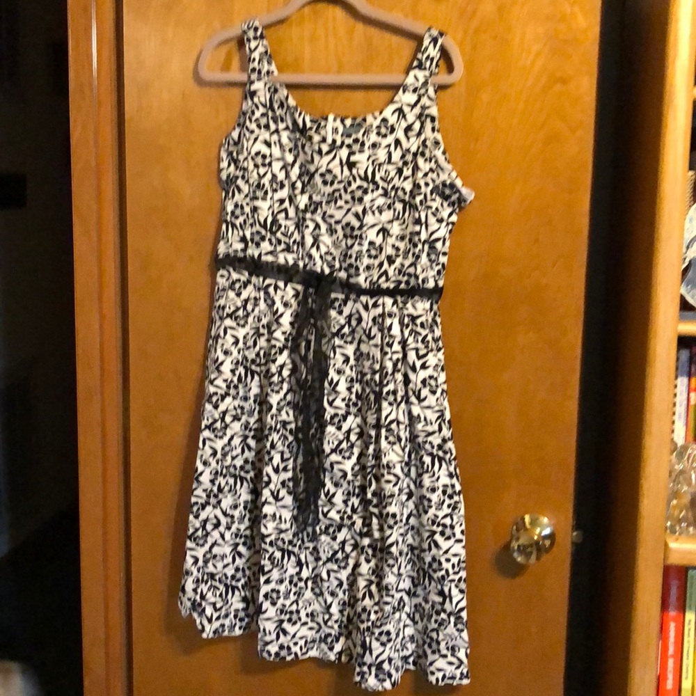 Black and white dress
